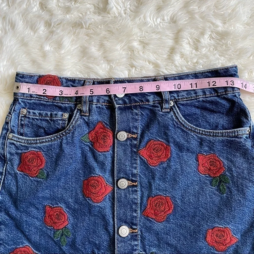 Zara Skirt Rose Flower Embroidered Denim Button Front Mini Blue Red XS
